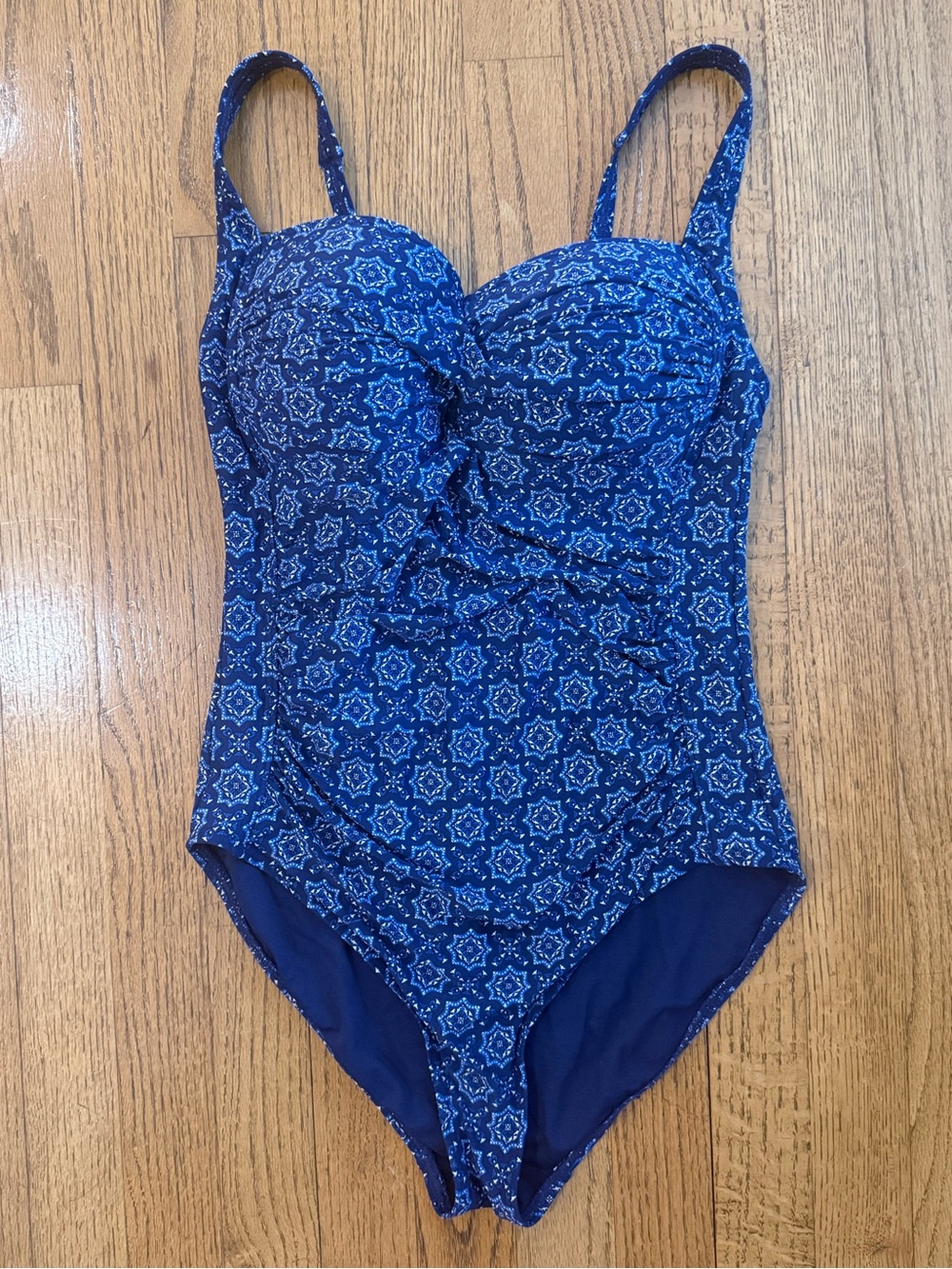 Nip Tuck Swim Blue Print Ruched One Piece Swimsuit US 8 Multi Fit Cup